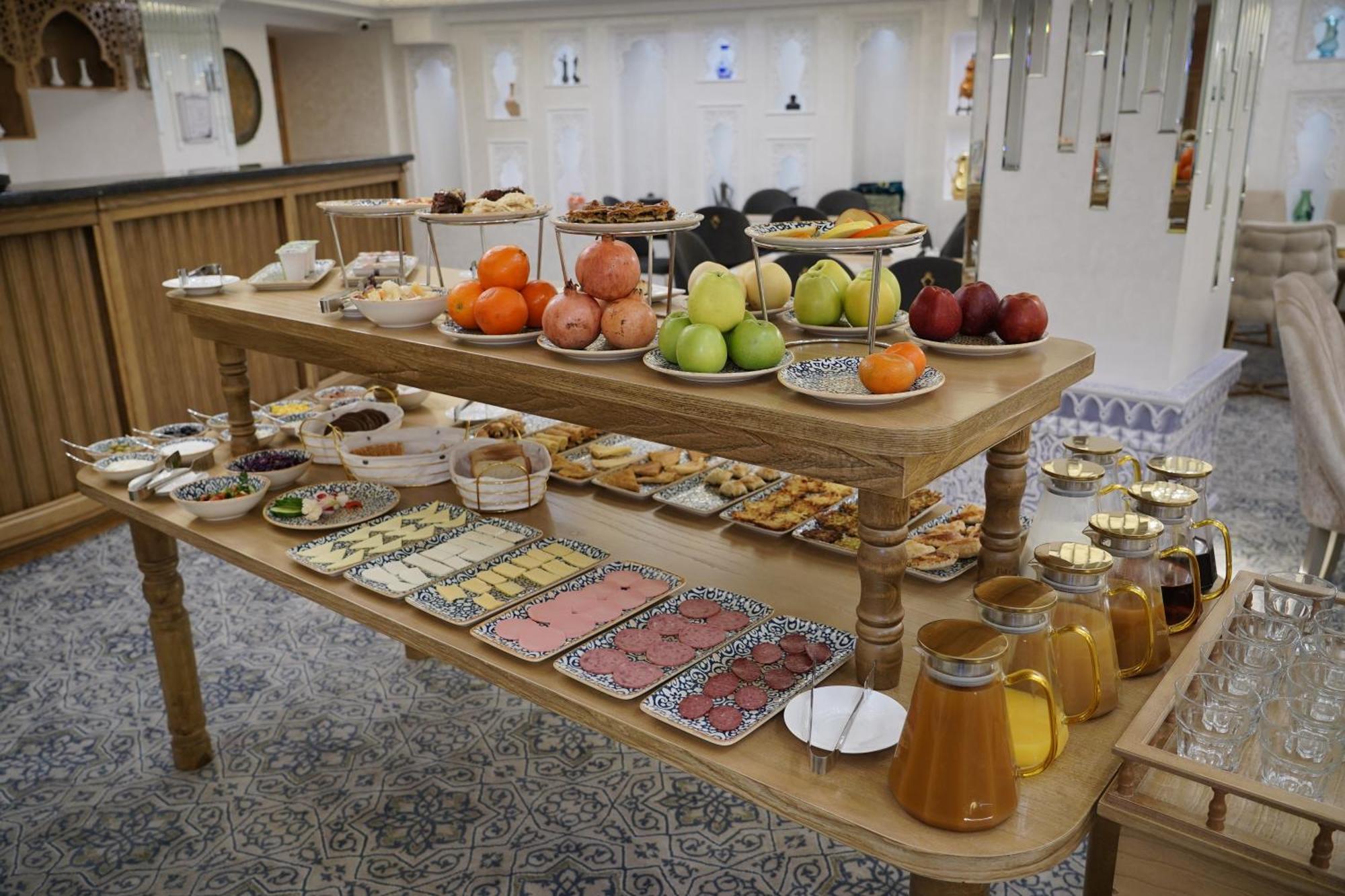 Sandhill Hotel Samarkand Bagian luar foto