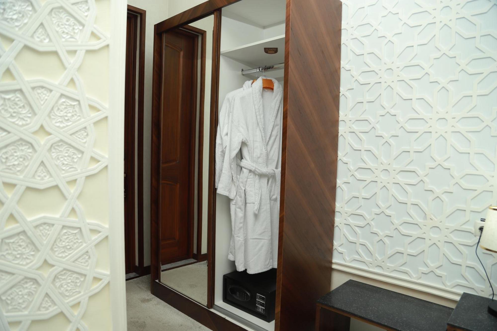 Sandhill Hotel Samarkand Bagian luar foto